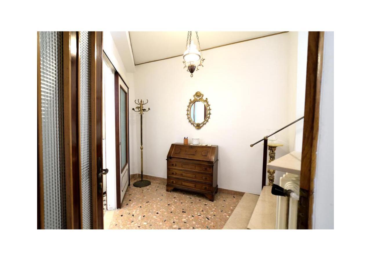 Venice Life Bagian luar foto