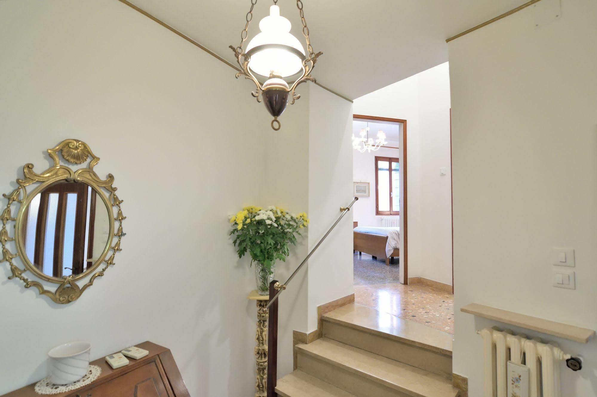 Venice Life Bagian luar foto